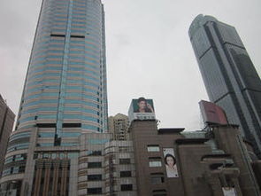 上海實業(yè)大廈 徐家匯CBD的5A甲級地標，三軌交匯的商務樞紐